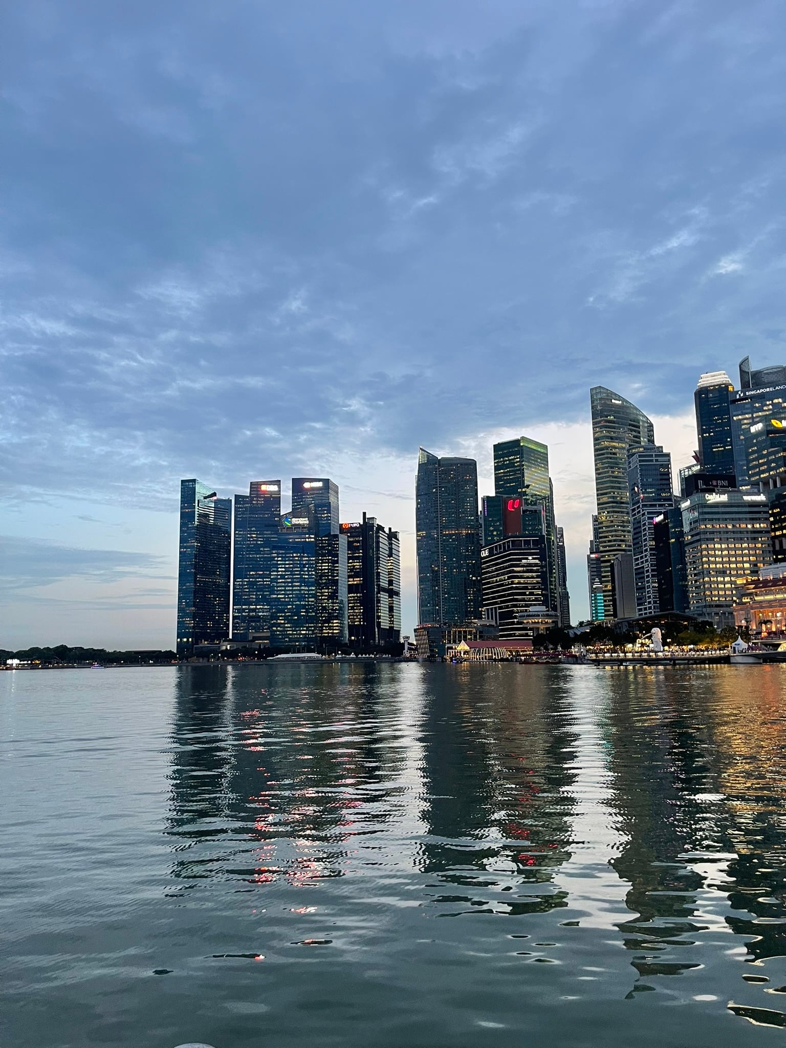 Esplanade close-up
