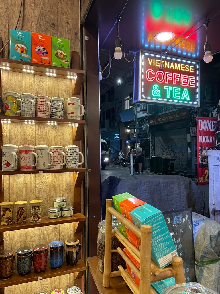 Vietnamese coffee and tea shop